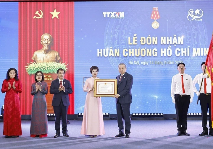 Phát huy trí tuệ và bản lĩnh Việt Nam vững bước tiến mạnh trong kỷ nguyên phát triển mới