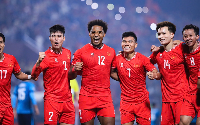 Highlights Việt Nam 3-1 Singapore (bán kết lượt về AFF Cup 2024) 