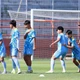 Thiếu sân, U17 Việt Nam phải tập từ 14h00