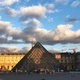 Pháp bắt giữ nghi phạm lên kế hoạch tấn công khủng bố nhằm vào Bảo tàng Louvre