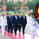 Kỷ niệm 136 năm Ngày sinh Chủ tịch Hồ Chí Minh: Lãnh đạo Đảng, Nhà nước vào Lăng viếng Bác