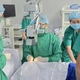 Bé 10 tuổi mắc đục thủy tinh thể phức tạp tìm lại ánh sáng sau phẫu thuật