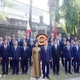Tổng Bí thư, Chủ tịch nước và Phu nhân dâng hoa tại Tượng đài Bác Hồ ở Manila