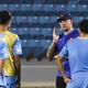 HLV U17 Việt Nam 'truyền lửa' cho các học trò