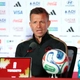 Tiết lộ bất ngờ của HLV Canada ở World Cup 2026: "Tôi từng phải van nài cầu thủ Mỹ hát quốc ca"