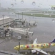 Bão Jangmi tiến gần Tokyo: Các hãng hàng không Nhật Bản hủy chuyến bay