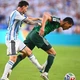Algeria khiếu nại Argentina lên FIFA vì pha bóng liên quan tới Messi