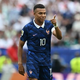 Tin nóng thể thao tối 30/6: Mbappe ghi 1 bàn nữa ở World Cup 2026 là đi vào lịch sử; Djokovic nhận đánh giá bất ngờ