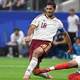 Cà phê World Cup: Chuyện kinh dị về Rodri và cách TBN phòng ngự