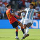 Argentina tự làm hoen ố hình ảnh của mình bằng sự cay cú