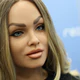 Mỹ đối mặt nhiều trở ngại trong cuộc đua sản xuất robot hình người