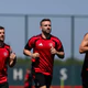Vì sao các CLB Premier League lại đá giao hữu theo những thể thức kỳ lạ?