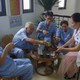 Chăm sóc người cao tuổi ban ngày ở Tây Hồ - Kỳ 1: Một ngày ở số 14 Quảng An