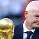 Chủ tịch FIFA Gianni Infantino họp khẩn tại Maroc, bị tố "tống tiền" giữa làn sóng đòi từ chức