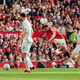 Cơ quan trọng tài Premier League xin lỗi MU, liệu kết quả derby Manchester có thay đổi?