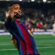 Raphinha rực sáng với hat-trick, Barca lập kỳ tích chưa từng có trong gần 100 năm