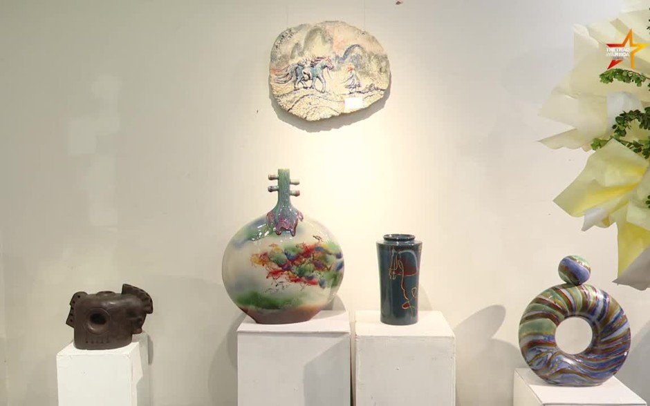 Triển lãm gốm ‘Dáng Xuân 2026’: Khẳng định bản sắc sáng tạo gốm Việt