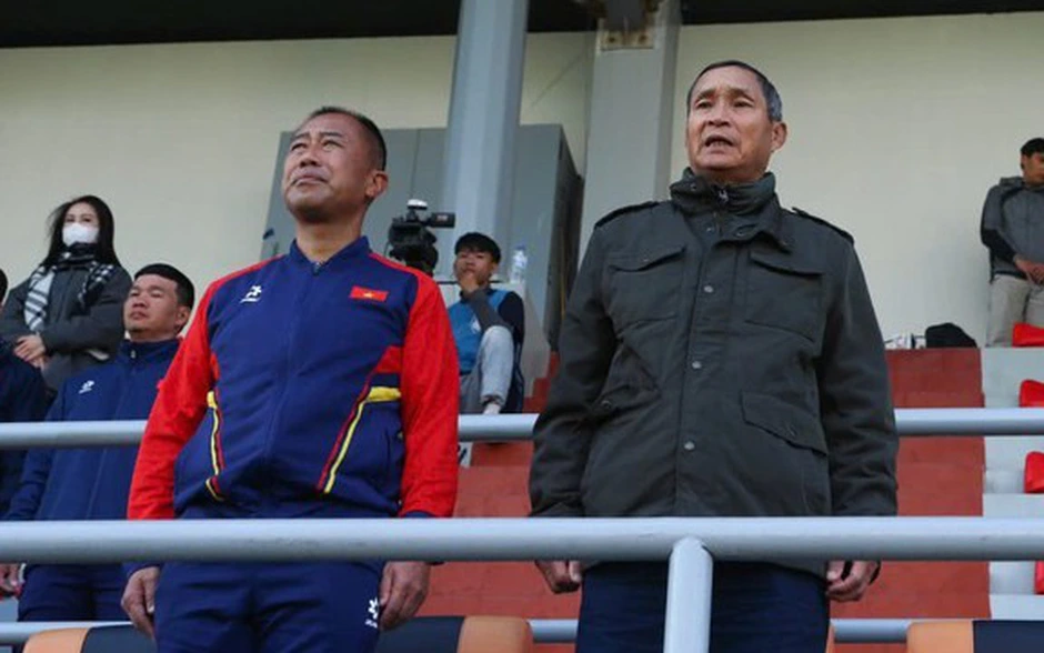 HLV Mai Đức Chung tìm nhân tố mới cho đội tuyển nữ Việt Nam