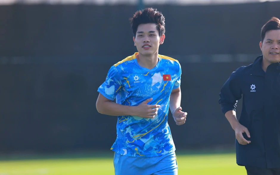 U23 Việt Nam vs U23 UAE: Đình Bắc, Văn Thuận tập riêng, HLV Kim Sang Sik lo lắng