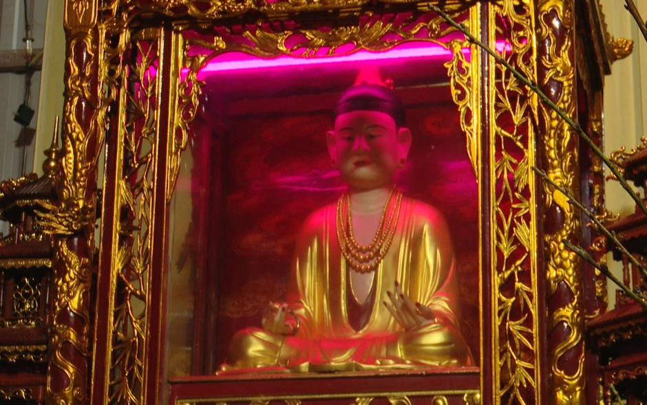 Độc đáo pho tượng Mẫu Liễu Hạnh ở Phủ Nấp