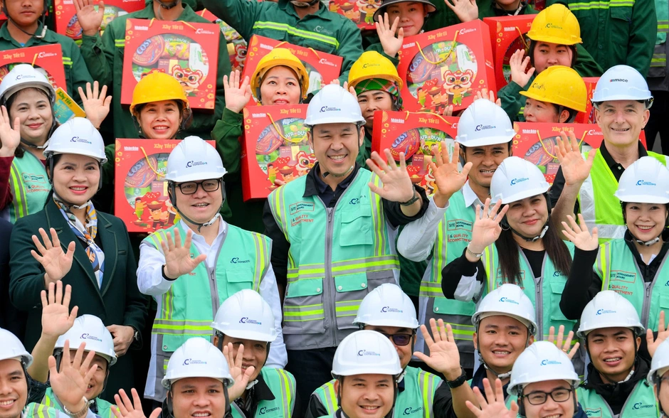 ‘Xây Tết 2026’ mang quà đến với hơn 1.100 công nhân xây dựng tại Hà Nội