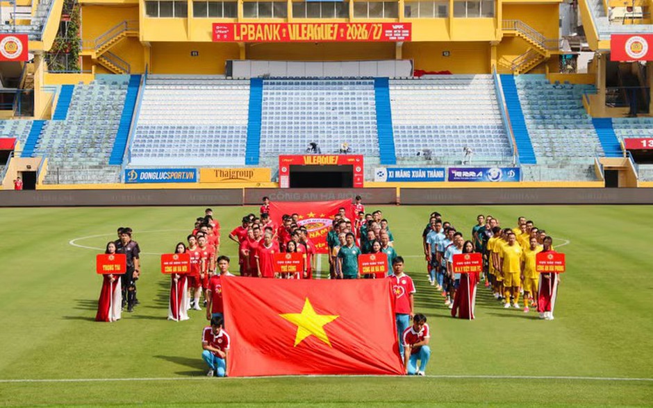 Ngày hội bóng đá kỷ niệm 70 năm thành lập CLB Công an Hà Nội