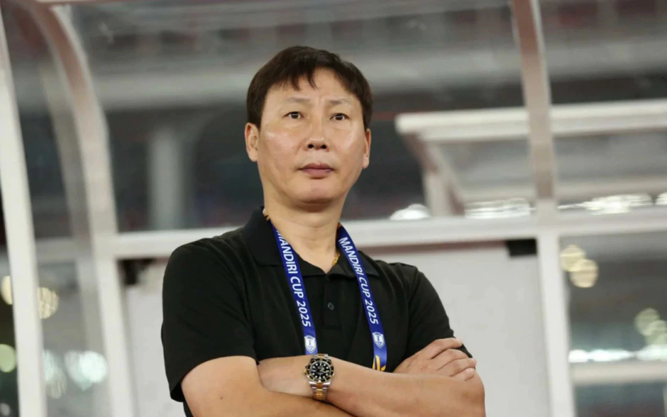FIFA ASEAN Cup 2026: HLV Kim Sang Sik muốn tuyển Việt Nam đá với Malaysia như đá chung kết