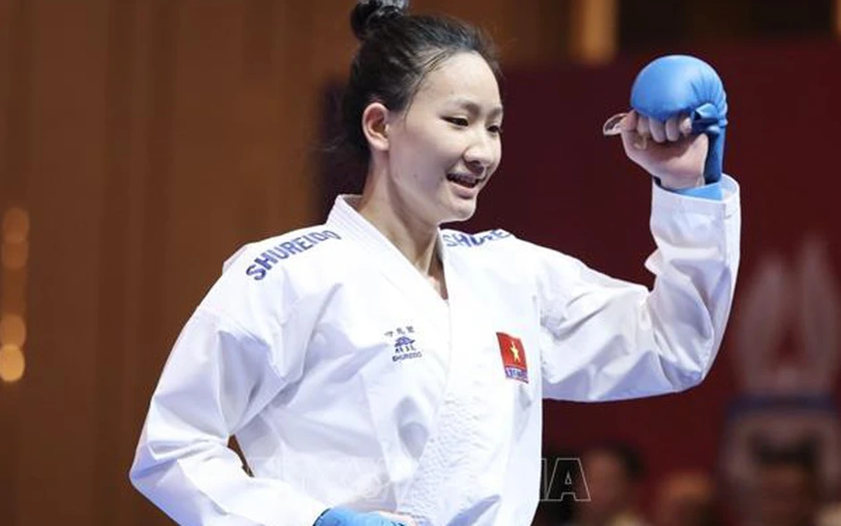 Đón xuân Bính Ngọ cùng cô gái vàng karate Hoàng Mỹ Tâm