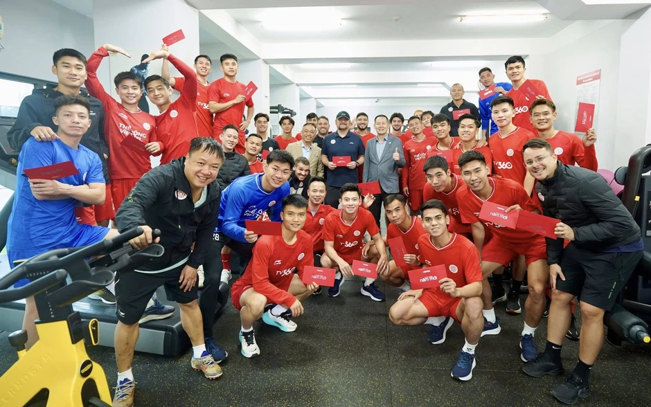 Bản tin KICK OFF thể thao 20/2: Các đội V-League tất bật tập khai Xuân Bính Ngọ