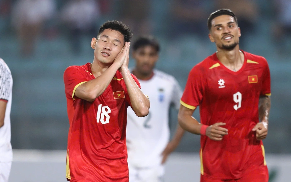 Bản tin KICK OFF Thể thao ngày 27/3: Đội tuyển Việt Nam thắng đậm trong trận ra mắt của Đỗ Hoàng Hên