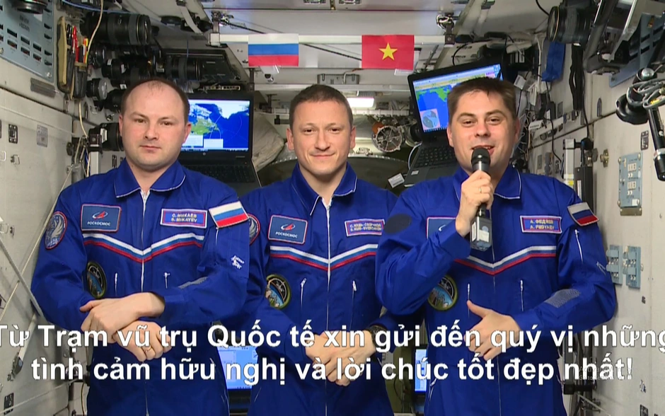 Từ trạm vũ trụ ISS, phi hành gia Nga gửi lời chúc tới Hà Nội nhân kỷ niệm hợp tác không gian Việt - Nga