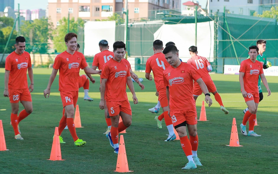 VIDEO Đội tuyển Việt Nam tập huấn ở Hàn Quốc, chuẩn bị ASEAN Cup 2026