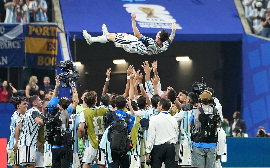VIDEO Bản tin World Cup 2026 - Chào buổi sáng 8/7: Phép màu Messi hồi sinh Argentina