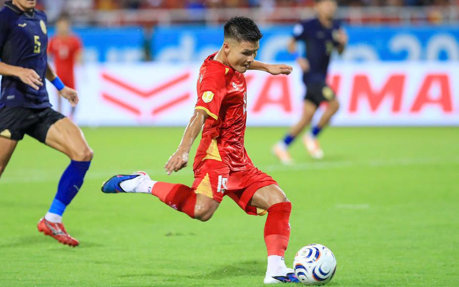 [VIDEO] Quang Hải không đáng bị chỉ trích, nhưng cần lấy lại phong độ | ASEAN Cup