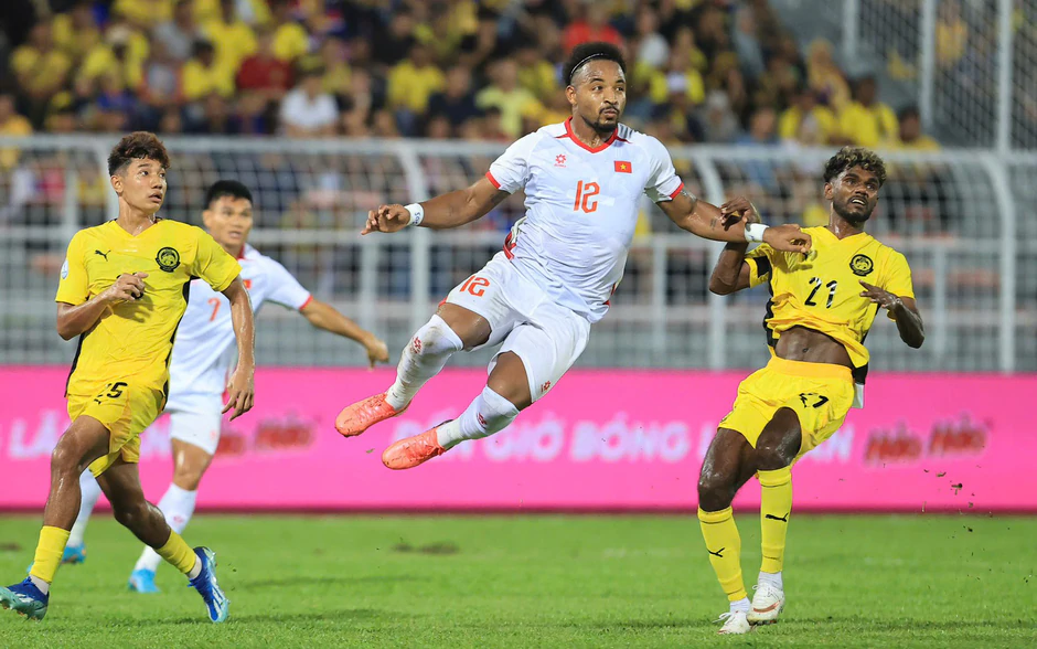 ASEAN Cup 2026: HLV Kim Sang Sik và bài toán hóc búa ở trận gặp Malaysia