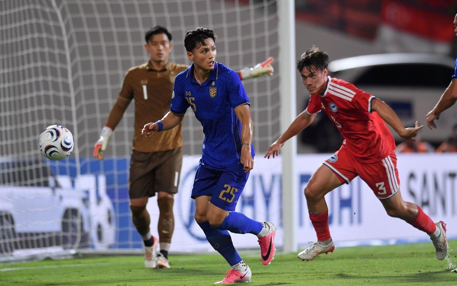 ASEAN Cup 2026: Gustavsson lên dây cót tinh thần cho đồng đội, muốn tuyển Thái Lan chơi sòng phẳng với Việt Nam