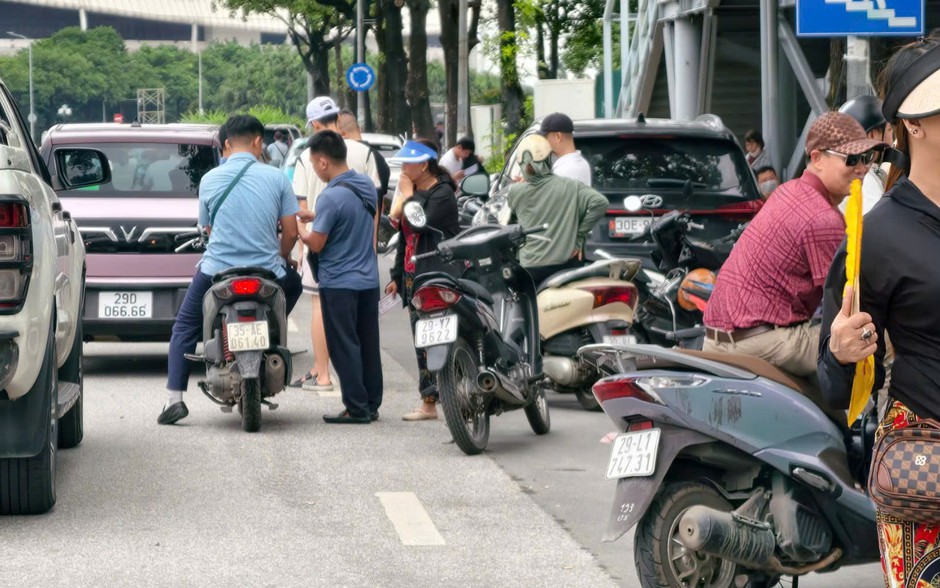 ASEAN Cup 2026: Người hâm mộ sẵn sàng bỏ số tiền gấp đôi, gấp ba giá gốc để mua vé xem chung kết Việt Nam - Thái Lan 