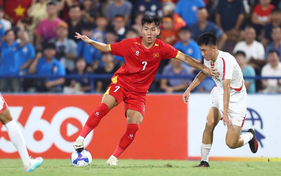 HLV Yutaka Ikeuchi và bài toán hóc búa để cải thiện chất lượng lối chơi của U20 Việt Nam