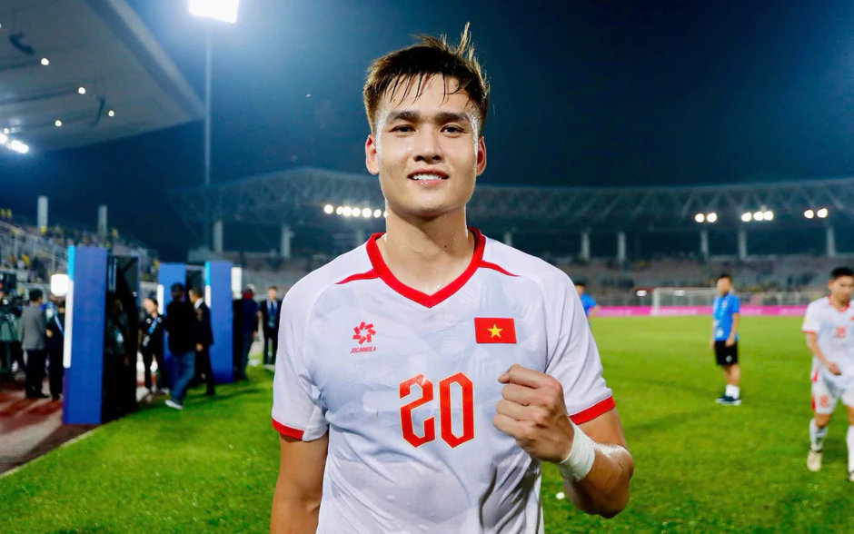 Bùi Hoàng Việt Anh và sự kỳ vọng về vai trò thủ lĩnh hàng thủ tuyển Việt Nam khi Thành Chung vắng mặt
